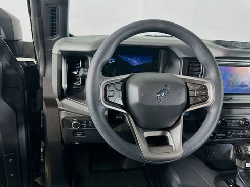 Certified 2022 Ford Bronco Base w/ Sasquatch Package image 25