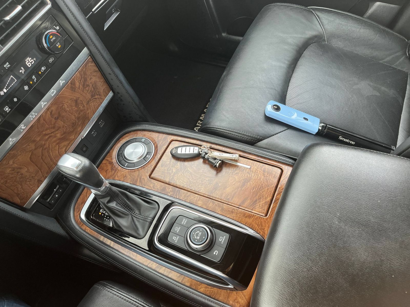Used 2024 Nissan Armada SL RWD image 35