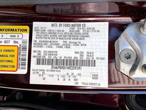 Used 2017 Ford Fusion SE w/ Equipment Group 201A image 34