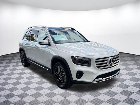 New 2026 Mercedes-Benz GLB 250 4MATIC image 7