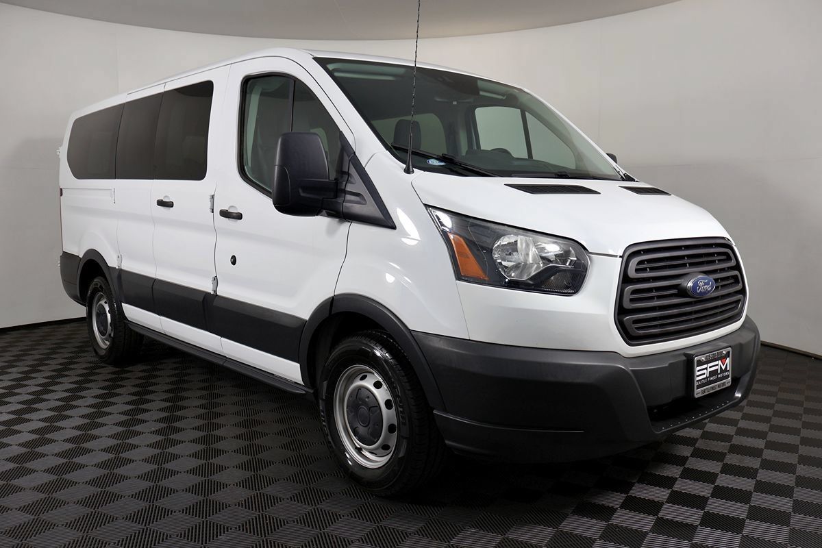 Used 2017 Ford Transit 150 XL RWD image 6