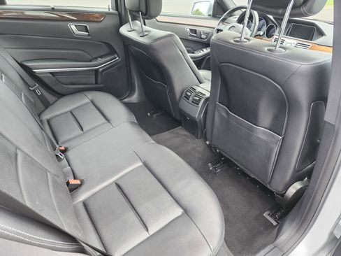 Used 2014 Mercedes-Benz E 350 4MATIC Wagon image 20