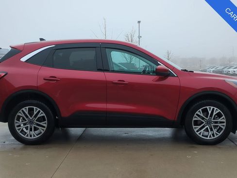 Used 2022 Ford Escape SEL image 9
