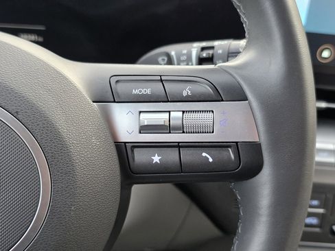 Used 2024 Hyundai Kona SEL image 27