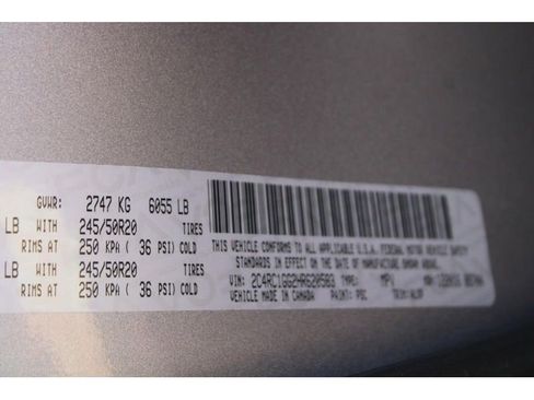 Used 2017 Chrysler Pacifica Limited w/ UConnect Theater Package image 21