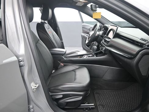 Used 2023 Jeep Compass Trailhawk w/ Trailhawk Convenience Group image 18