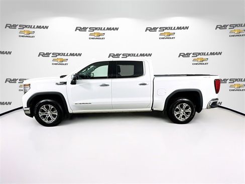 Used 2025 GMC Sierra 1500 SLT image 4