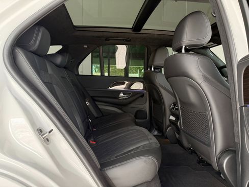 Used 2025 Mercedes-Benz GLE 63 AMG S image 33