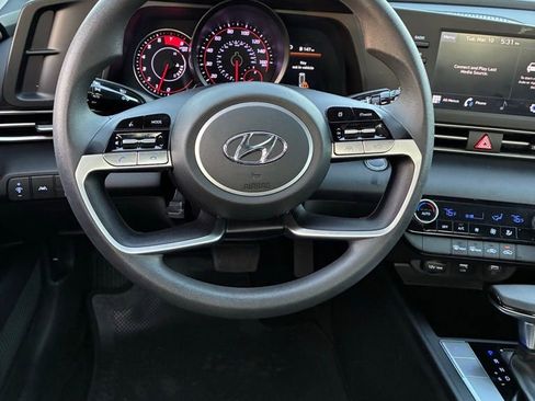 Used 2023 Hyundai Elantra SEL image 23