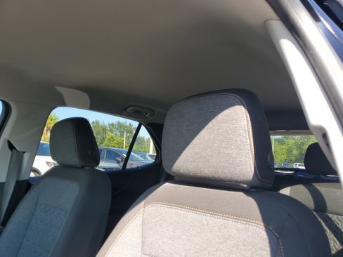 Used 2023 Chevrolet Equinox LT image 22