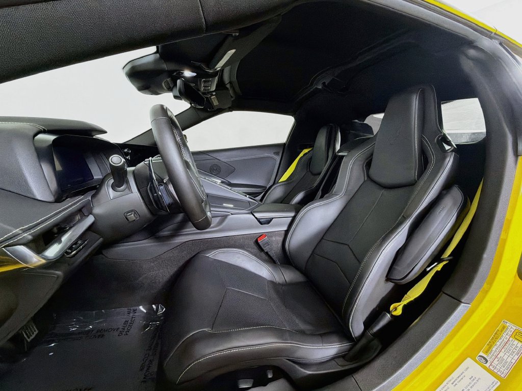 Used 2025 Chevrolet Corvette Z06 RWD image 21