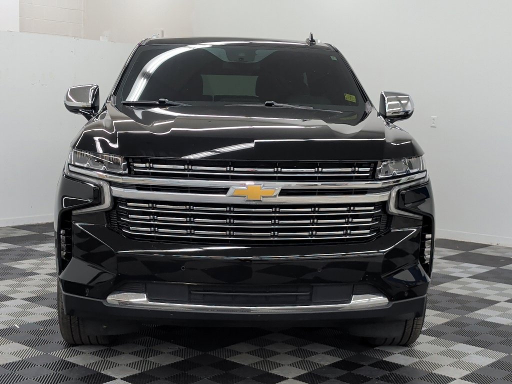 Used 2023 Chevrolet Tahoe Premier AWD/4WD image 2