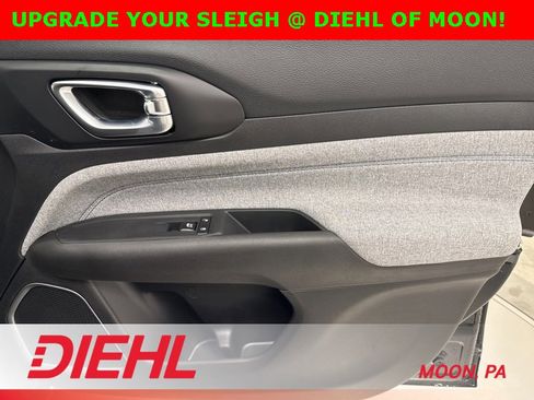 New 2025 Jeep Compass Sport image 14