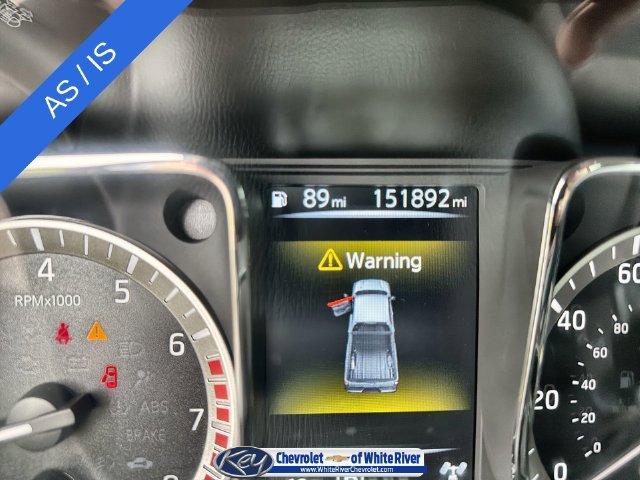 Used 2017 Nissan Titan SV AWD/4WD image 12