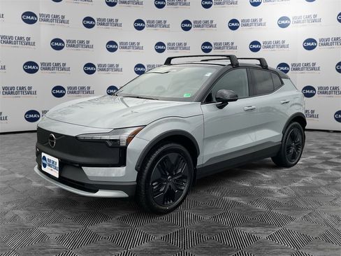 New 2026 Volvo EX30 Cross Country Ultra image 1