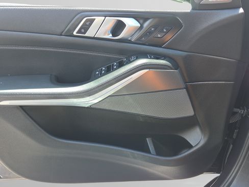 Used 2021 BMW X5 sDrive40i w/ M Sport Package RWD image 34
