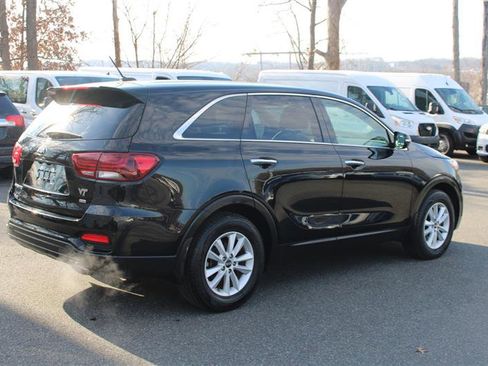 Used 2019 Kia Sorento L image 8
