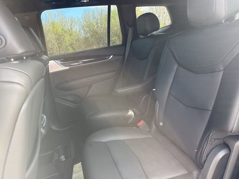 Used 2024 Cadillac XT6 Premium Luxury image 8