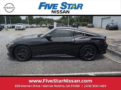 Used 2024 Nissan Z Performance w/ Floor Mat Package RWD image 20