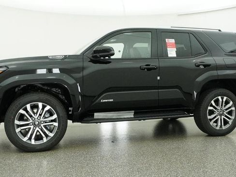 New 2026 Toyota 4Runner Limited AWD/4WD image 21
