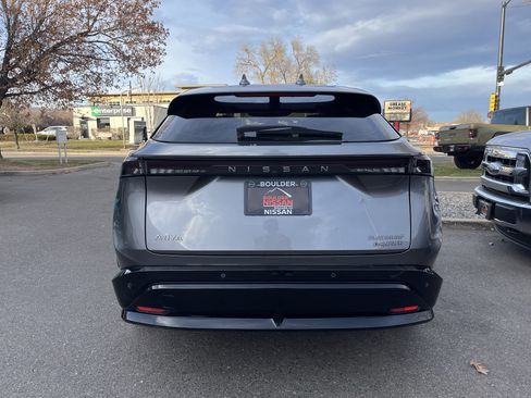 Used 2023 Nissan Ariya image 7