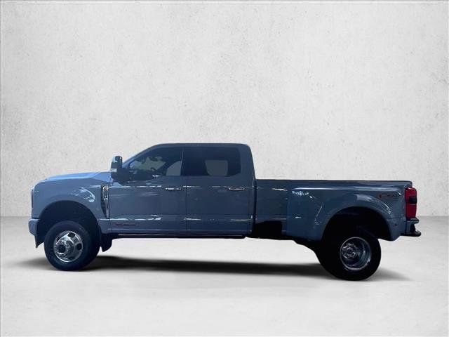 Used 2024 Ford F350 Platinum w/ FX4 Off-Road Package AWD/4WD image 6