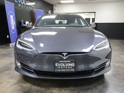 Used 2018 Tesla Model S 75D image 6