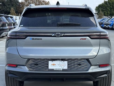 New 2026 Chevrolet Equinox EV RS image 5