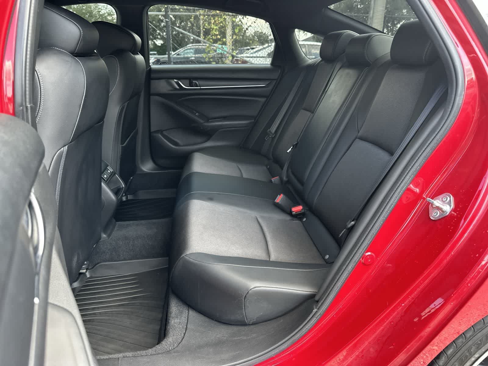 Used 2022 Honda Accord Sport image 4