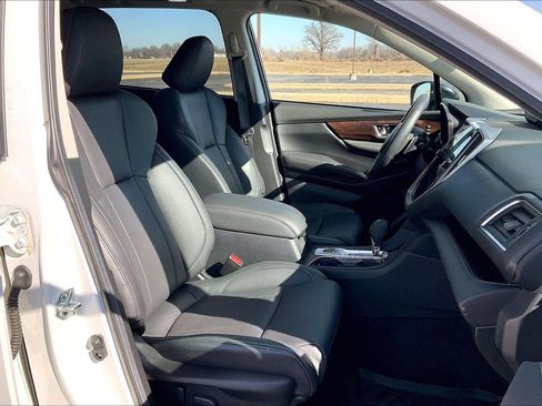 Used 2024 Subaru Ascent Touring image 8