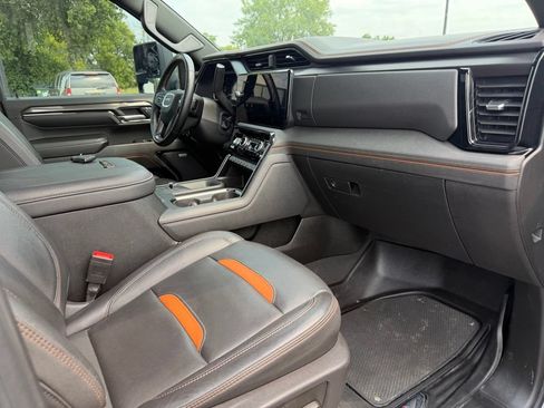 Used 2024 GMC Sierra 2500 AT4 w/ AT4 Premium Plus Package AWD/4WD image 30