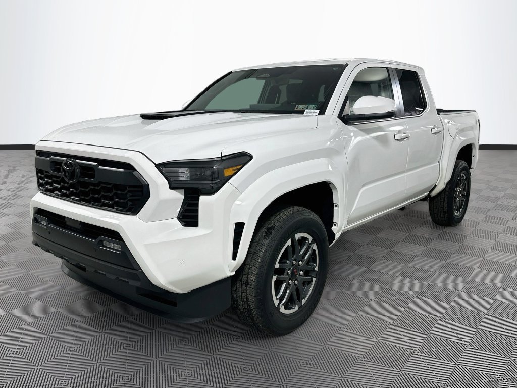 Certified 2024 Toyota Tacoma TRD Sport w/ TRD Sport Upgrade Package AWD/4WD image 3