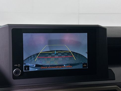 Used 2024 Toyota Tacoma Limited image 25