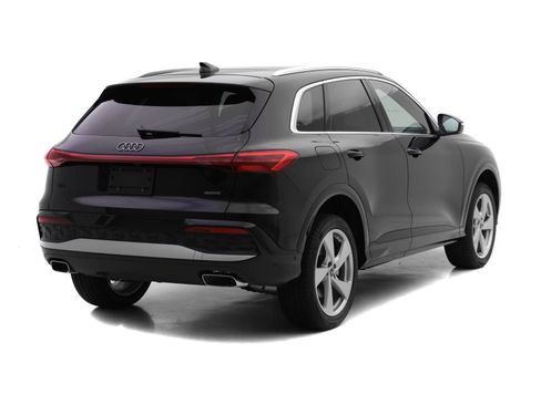 New 2025 Audi Q5 Premium Plus image 5