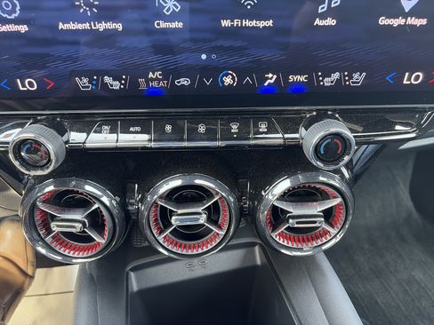 Used 2025 Chevrolet Blazer EV RS AWD/4WD image 29
