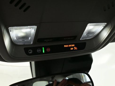 Used 2024 Chevrolet Malibu LT FWD image 35