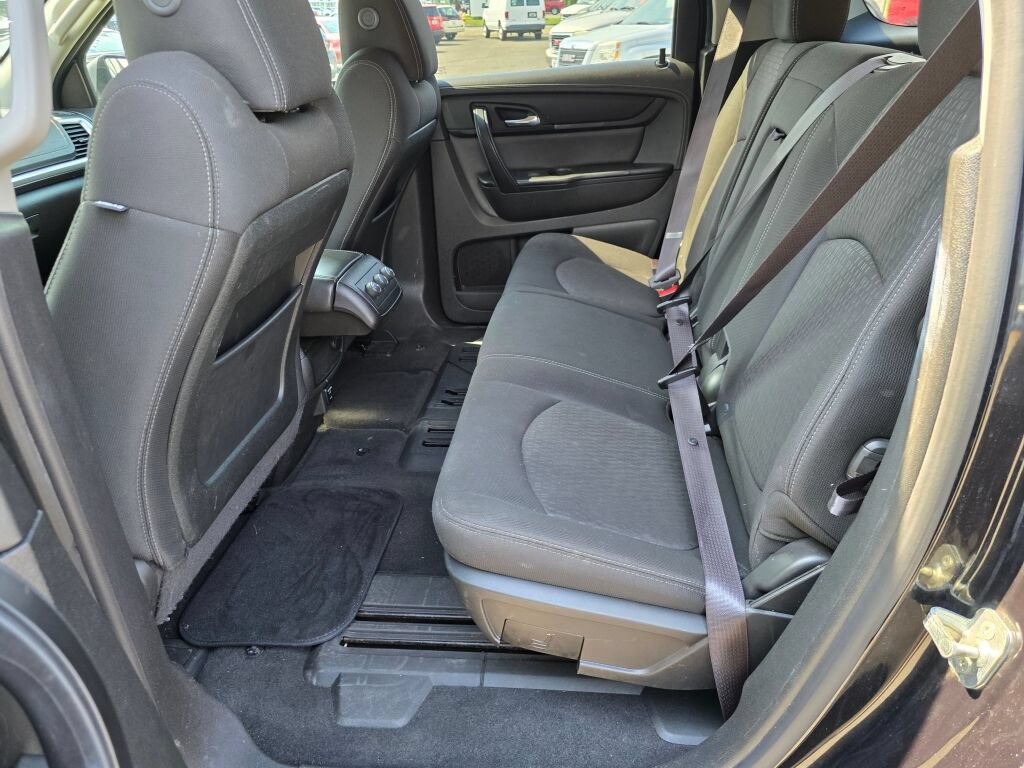 Used 2015 GMC Acadia SLE AWD/4WD image 18