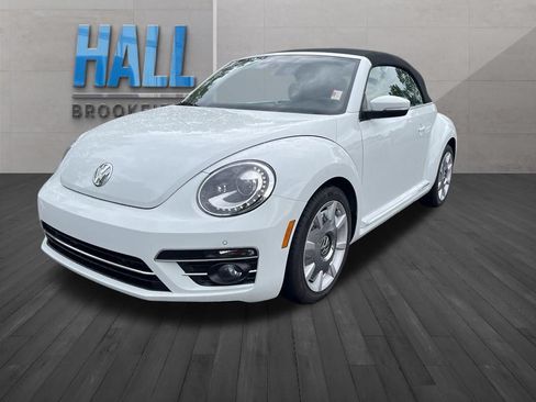 Used 2019 Volkswagen Beetle 2.0T SE FWD image 9