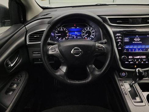Used 2021 Nissan Murano SV FWD image 22