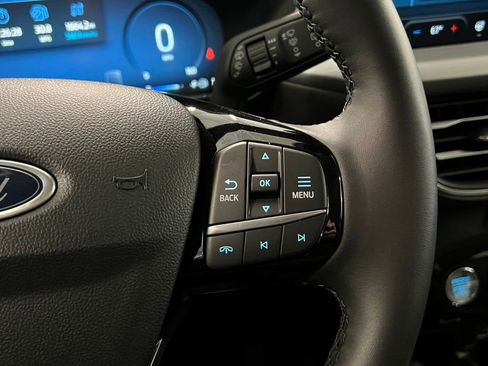 New 2024 Ford Escape SE w/ PHEV Premium Package FWD image 20