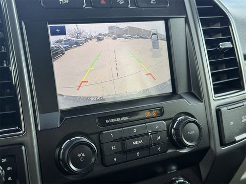 Certified 2022 Ford F350 XLT image 17