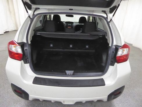 Used 2015 Subaru Crosstrek 2.0i Premium image 32