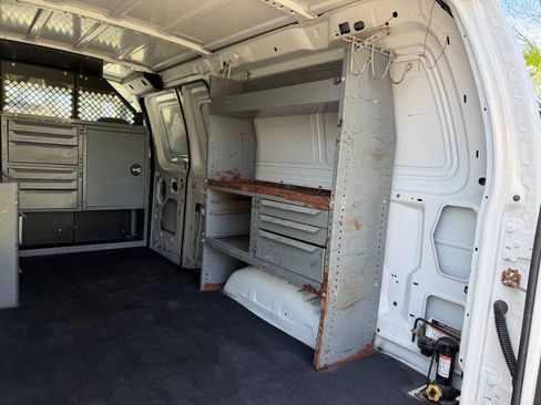 Used 2008 Ford E-250 and Econoline 250 RWD image 16