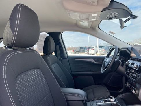 Used 2023 Ford Escape Active image 51