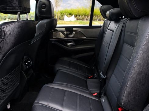 Used 2022 Mercedes-Benz GLE 350 4MATIC image 35