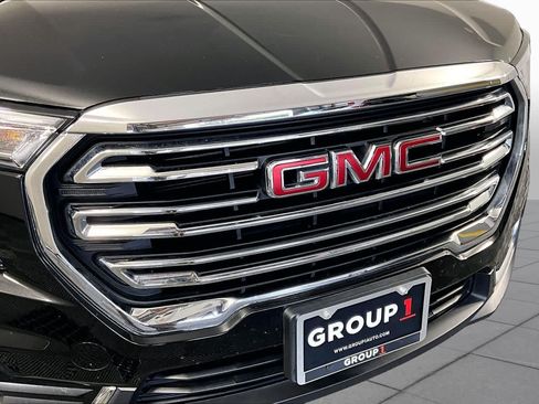 Used 2024 GMC Terrain SLT FWD image 29
