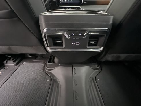 New 2025 GMC Sierra 2500 Denali w/ Denali Reserve Package AWD/4WD image 58