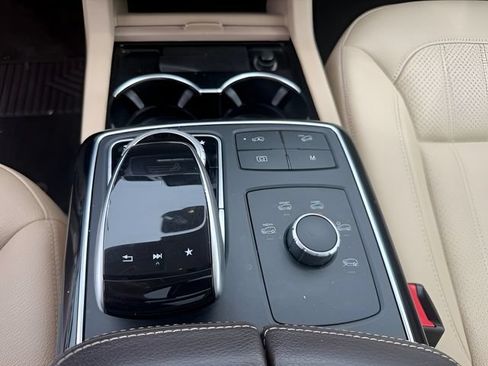 Used 2018 Mercedes-Benz GLS 450 4MATIC image 20