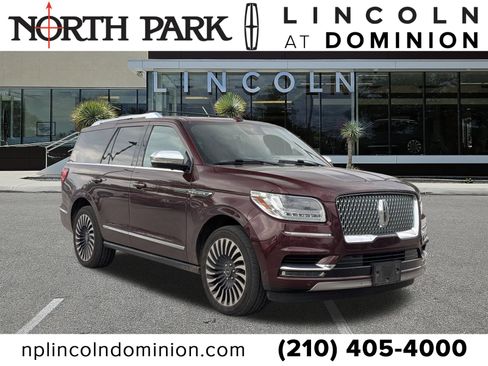 Used 2021 Lincoln Navigator Black Label w/ Cargo Convenience Package image 1
