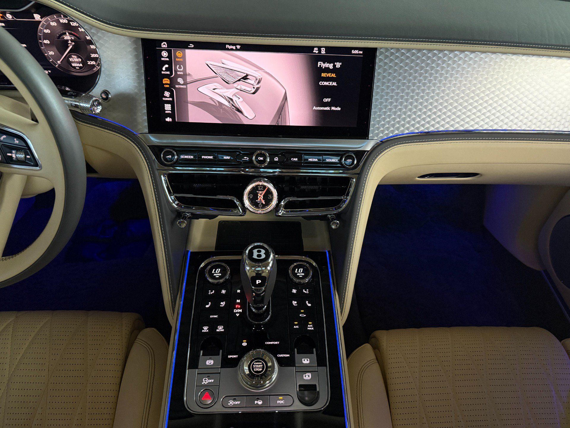 Used 2023 Bentley Flying Spur V8 AWD/4WD image 41